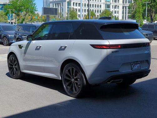 2025 Land Rover Range Rover Sport P400 Dynamic SE