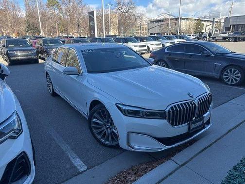 2022 BMW 750 i xDrive