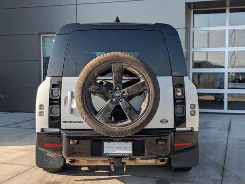 Hakuba Silver 2023 Land Rover Defender X