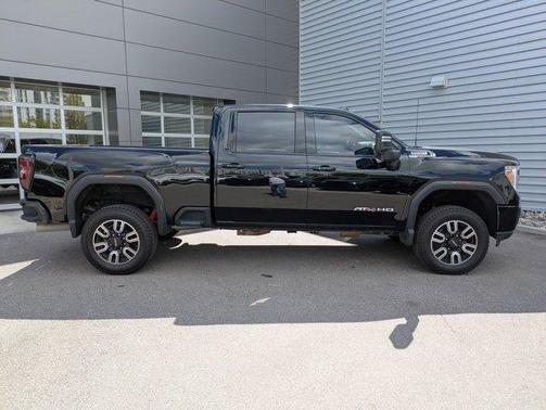 Onyx Black 2021 GMC Sierra 2500 AT4