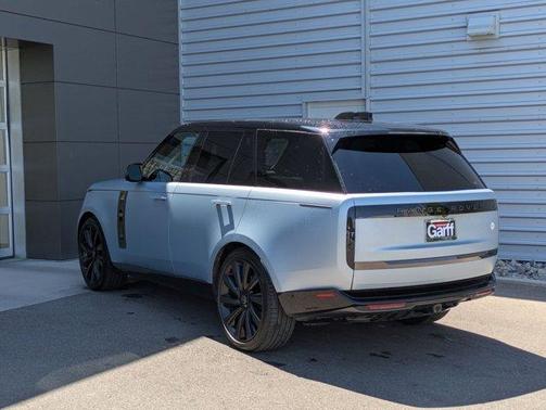 2023 Land Rover Range Rover SV