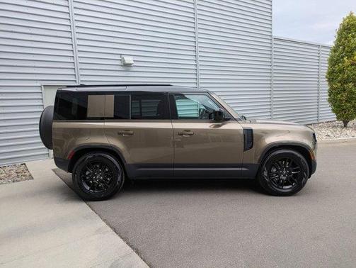 2025 Land Rover Defender P300