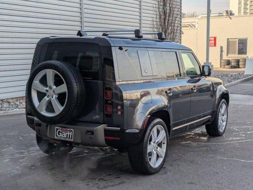 Carpathian Gray Premium Metallic 2022 Land Rover Defender 110 X-Dynamic HSE