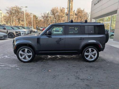 Carpathian Gray Premium Metallic 2022 Land Rover Defender 110 X-Dynamic HSE