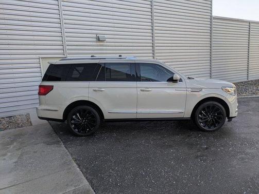 2021 Lincoln Navigator Reserve