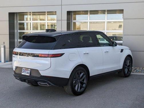 2025 Land Rover Range Rover Sport P360 SE