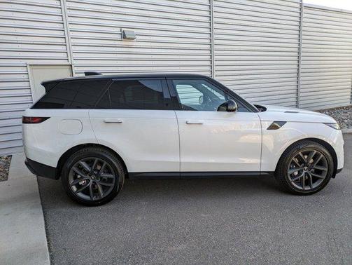 2025 Land Rover Range Rover Sport P360 SE