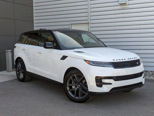 2025 Land Rover Range Rover Sport P360 SE