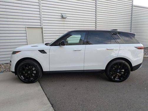 2025 Land Rover Range Rover Sport P360 SE