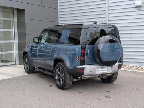 2025 Land Rover Defender P300
