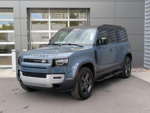 2025 Land Rover Defender P300