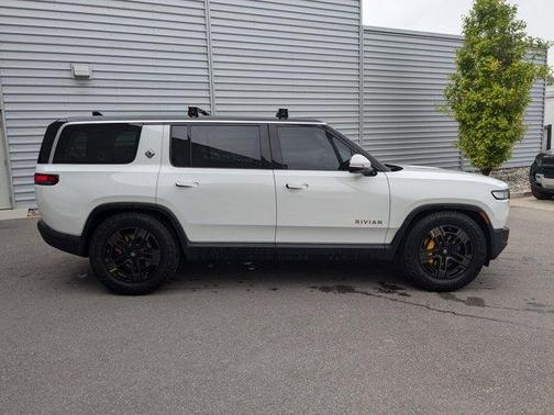 2023 Rivian R1S Adventure Quad Motor Large Pack