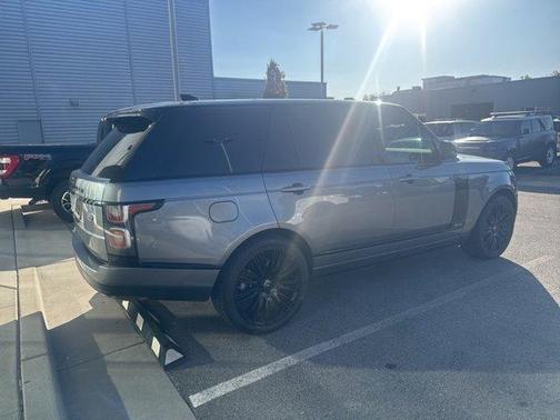 2020 Land Rover Range Rover P525 HSE LWB