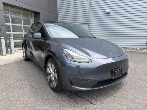 Gray 2023 Tesla Model Y Long Range
