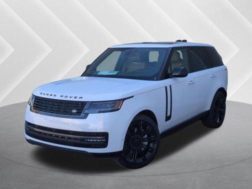 2026 Land Rover Range Rover P530 SE