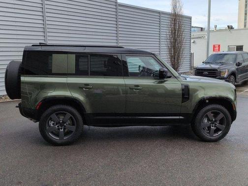 2026 Land Rover Defender P400 X-Dynamic SE