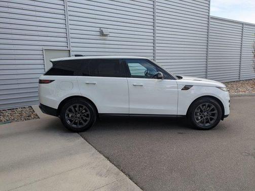 2025 Land Rover Range Rover Sport P360 S