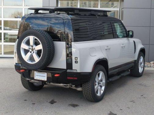 2026 Land Rover Defender 110 X