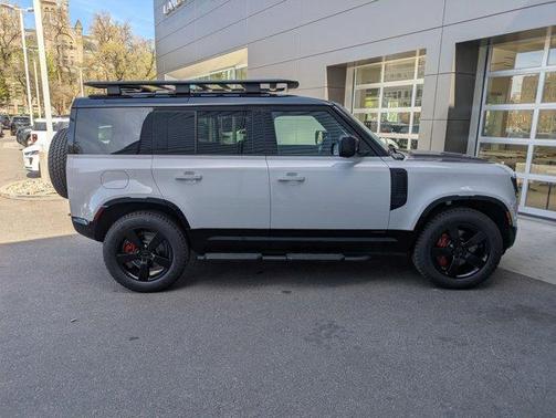 2026 Land Rover Defender 110 X