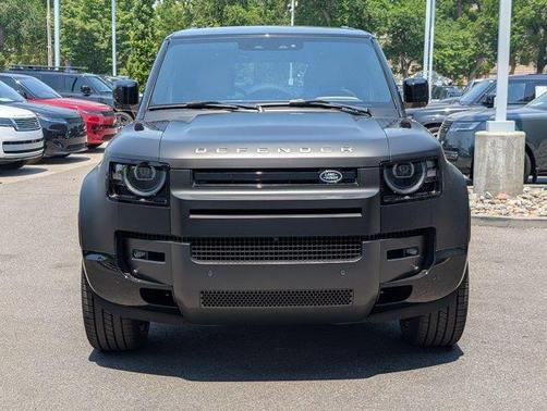 Santorini Black 2026 Land Rover Defender P400 X-Dynamic SE