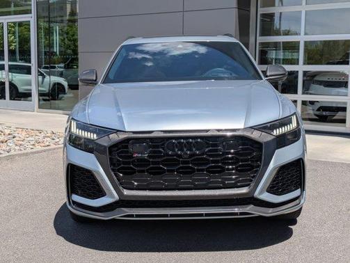 Satellite Silver Metallic 2024 Audi RS Q8 4.0T quattro