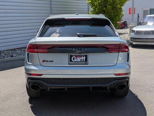Satellite Silver Metallic 2024 Audi RS Q8 4.0T quattro