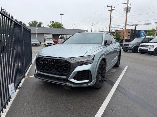 Satellite Silver Metallic 2024 Audi RS Q8 4.0T quattro