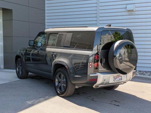 2025 Land Rover Defender P400 S