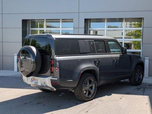 2025 Land Rover Defender P400 S