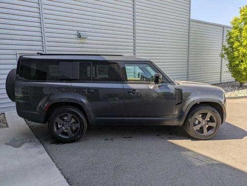 2025 Land Rover Defender P400 S