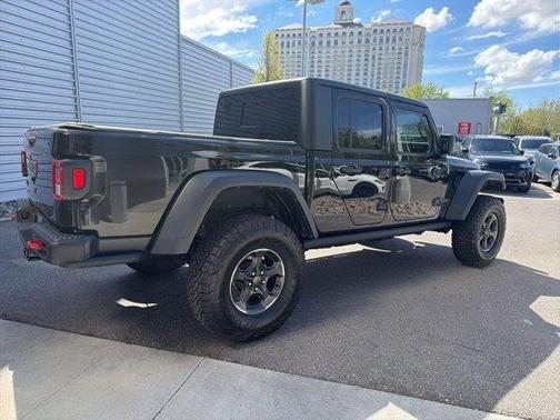 Black Clearcoat 2022 Jeep Gladiator Rubicon