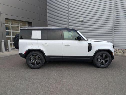 Fuji White 2026 Land Rover Defender P300 S