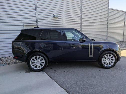 2023 Land Rover Range Rover P400 SE