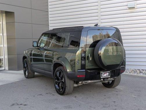 2026 Land Rover Defender 110 S