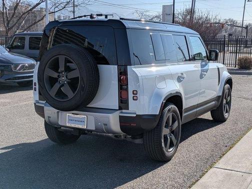 2025 Land Rover Defender P400 S