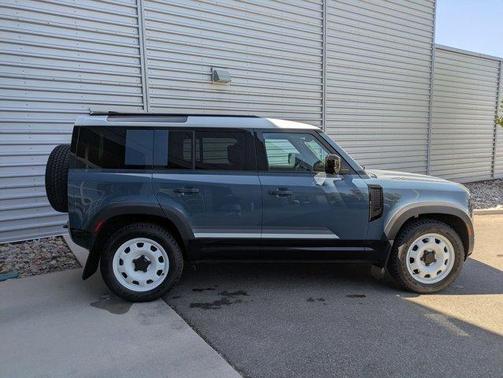 2025 Land Rover Defender P400 S