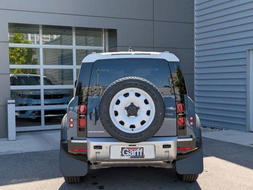 2025 Land Rover Defender P400 S