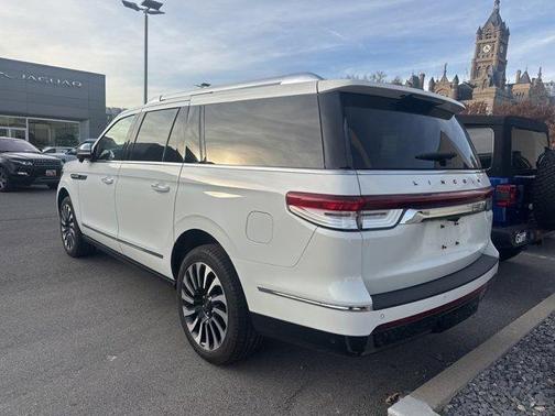 2024 Lincoln Navigator L Black Label