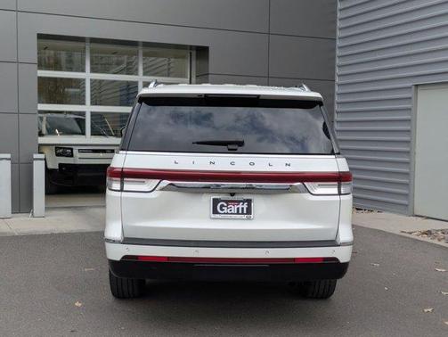 2024 Lincoln Navigator L Black Label