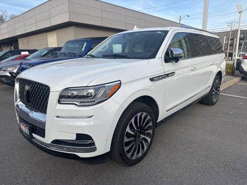 2024 Lincoln Navigator L Black Label
