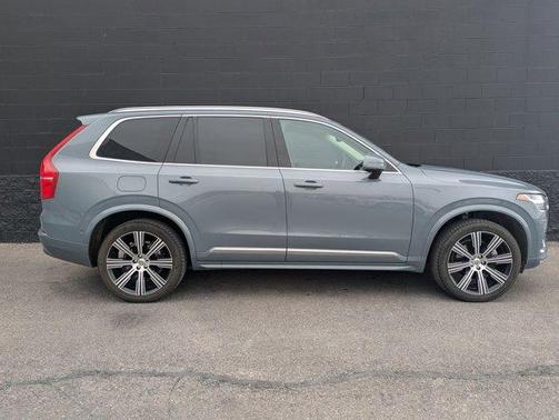 Thunder Gray Metallic 2023 Volvo XC90 B6 Ultimate 6-Seater