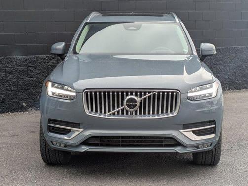 Thunder Gray Metallic 2023 Volvo XC90 B6 Ultimate 6-Seater