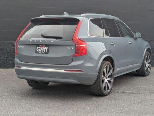 Thunder Gray Metallic 2023 Volvo XC90 B6 Ultimate 6-Seater