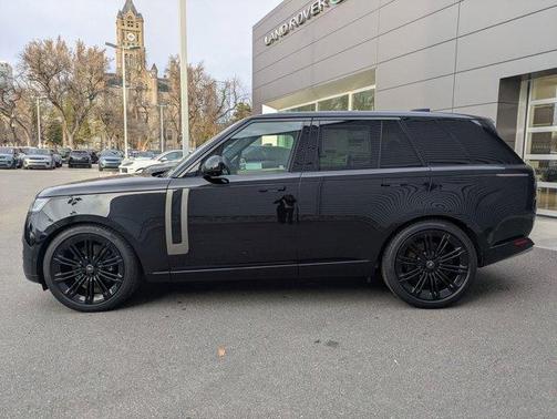 2025 Land Rover Range Rover P530 SE