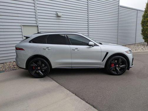 2022 Jaguar F-PACE SVR
