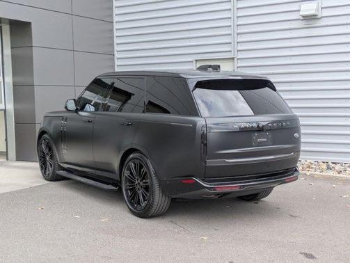 2023 Land Rover Range Rover Autobiography