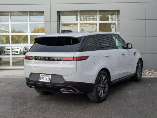 2025 Land Rover Range Rover Sport P360 S