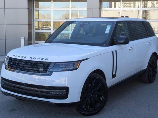 2026 Land Rover Range Rover P400 SE 7 Seat