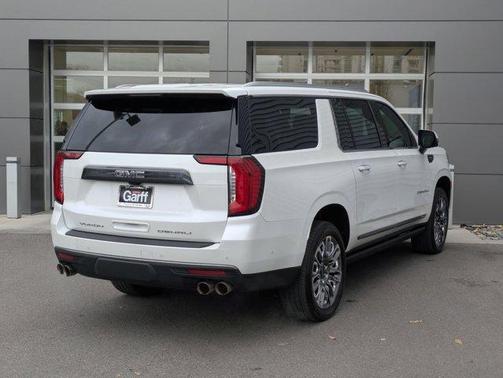 2023 GMC Yukon XL Denali Ultimate