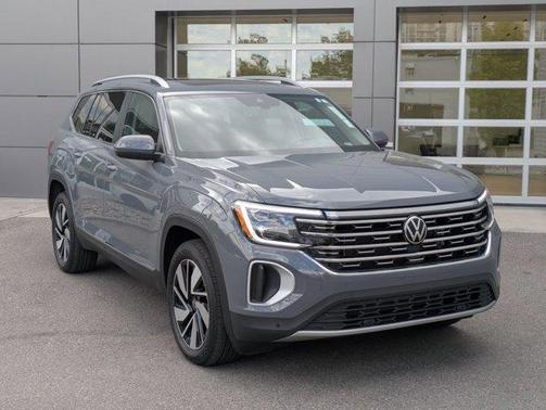 Pure Gray 2025 Volkswagen Atlas 2.0T SEL